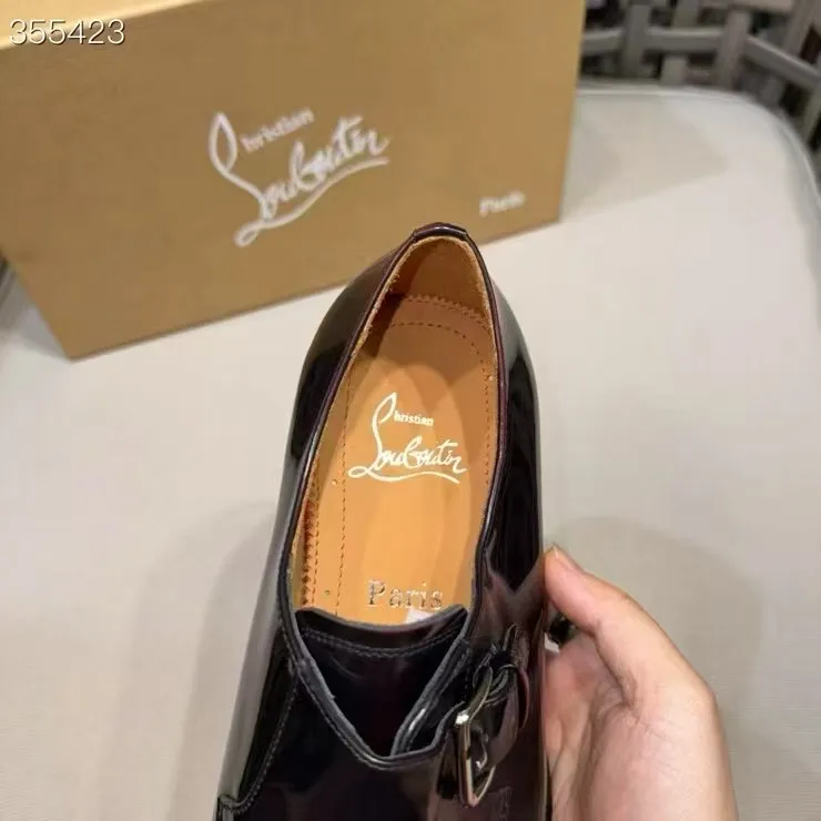 p920💰Men's shoes Christia*.Lobouti*🆑High-end men's business formal leather shoes | Classic red sole shoes | Original imported first-layer cowhide | Iconic rivet decoration | Water-dyed cowhide lining | Italian imported red cowhide outsole | High-end luxury | Perfect interpretation of fashion, sunshine, style, suitable for various occasions Size: 39-44 (customized at 38.45.46)